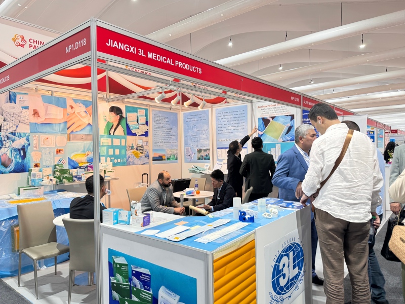 新年首展|威廉希尔足球官网集团在WHX Dubai阿拉伯医疗设备展览会大放异彩